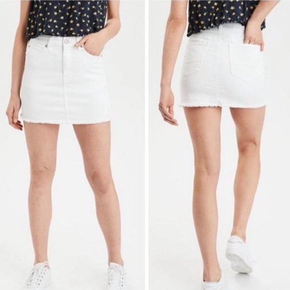 American Eagle Outfitters Dresses & Skirts - American Eagle White High Rise Stretch Denim Mini Skirt size 6/28